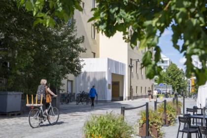 Postitalon seurakuntakeskus Museokadulla.