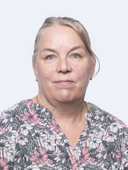 Lähikuvassa Anu Eronen.
