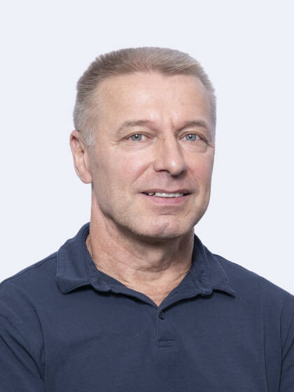 Lähikuvassa Heikki Kvist.