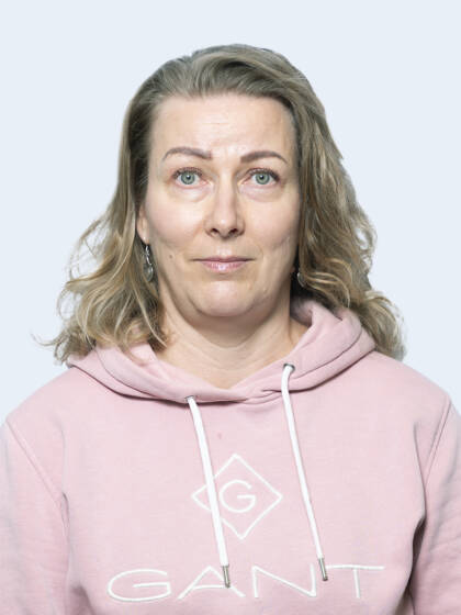 Lähikuvassa Sanne Räty.