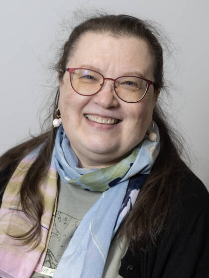 Sari Hyvärinen lähikuvassa