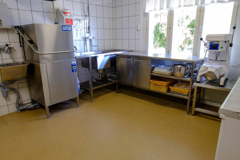 Riistaveden Vanhan Pappilan keittiö.