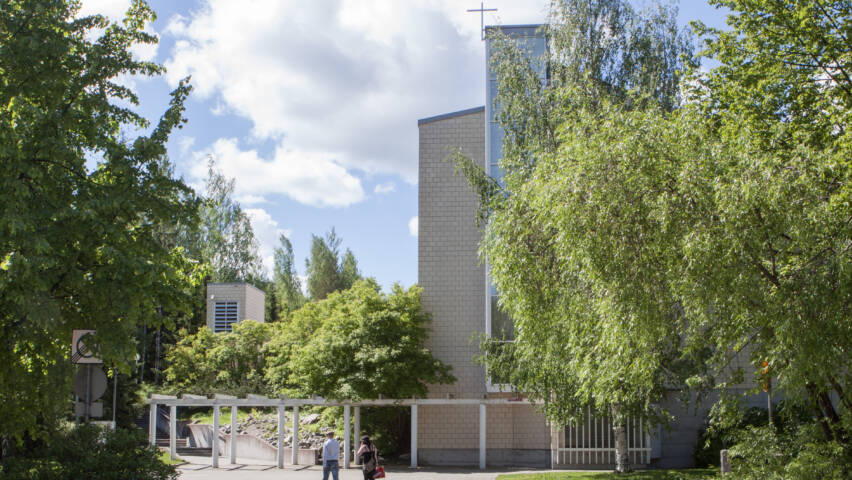Neulamäen kirkko.