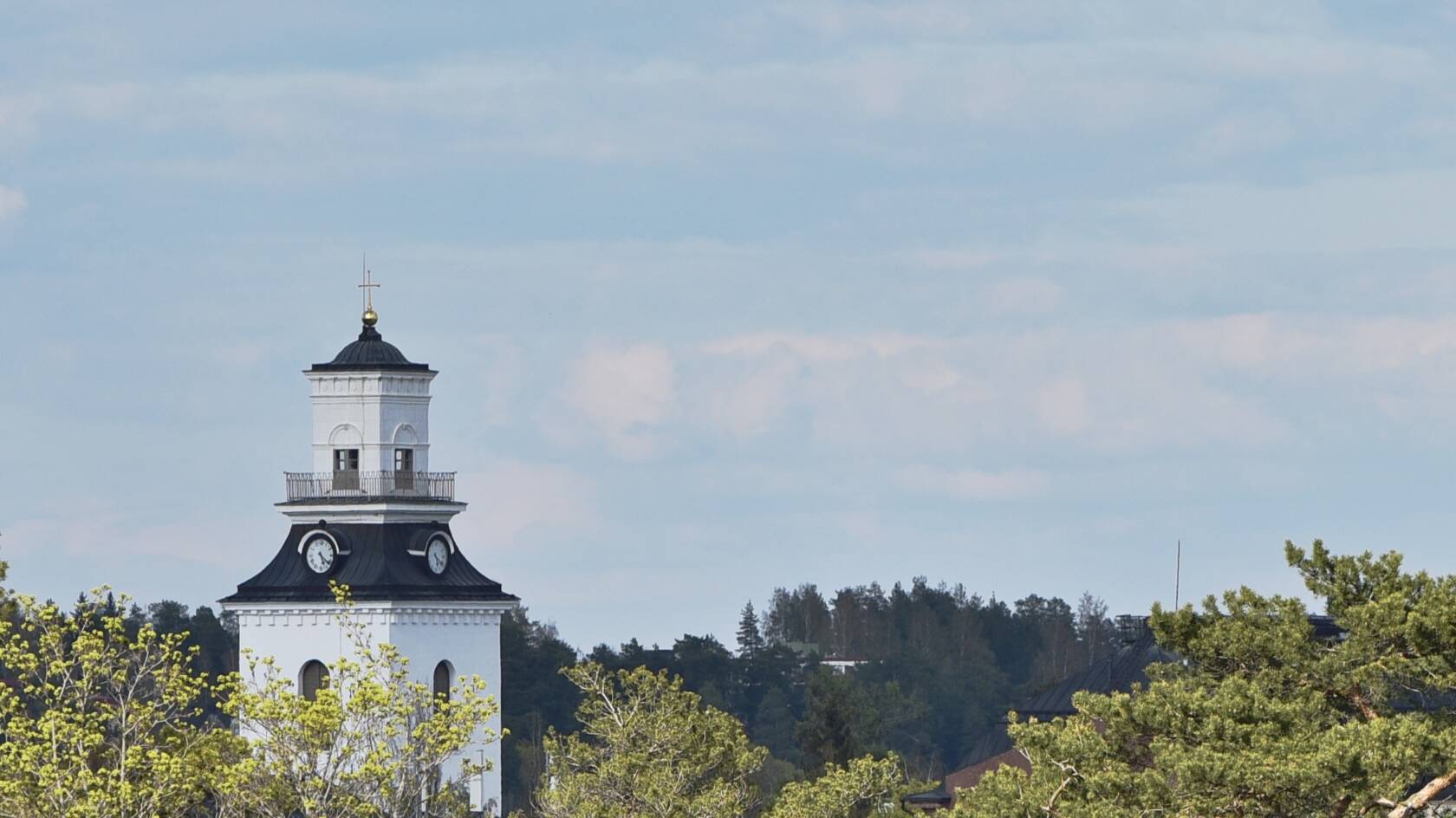 kirkontorni.