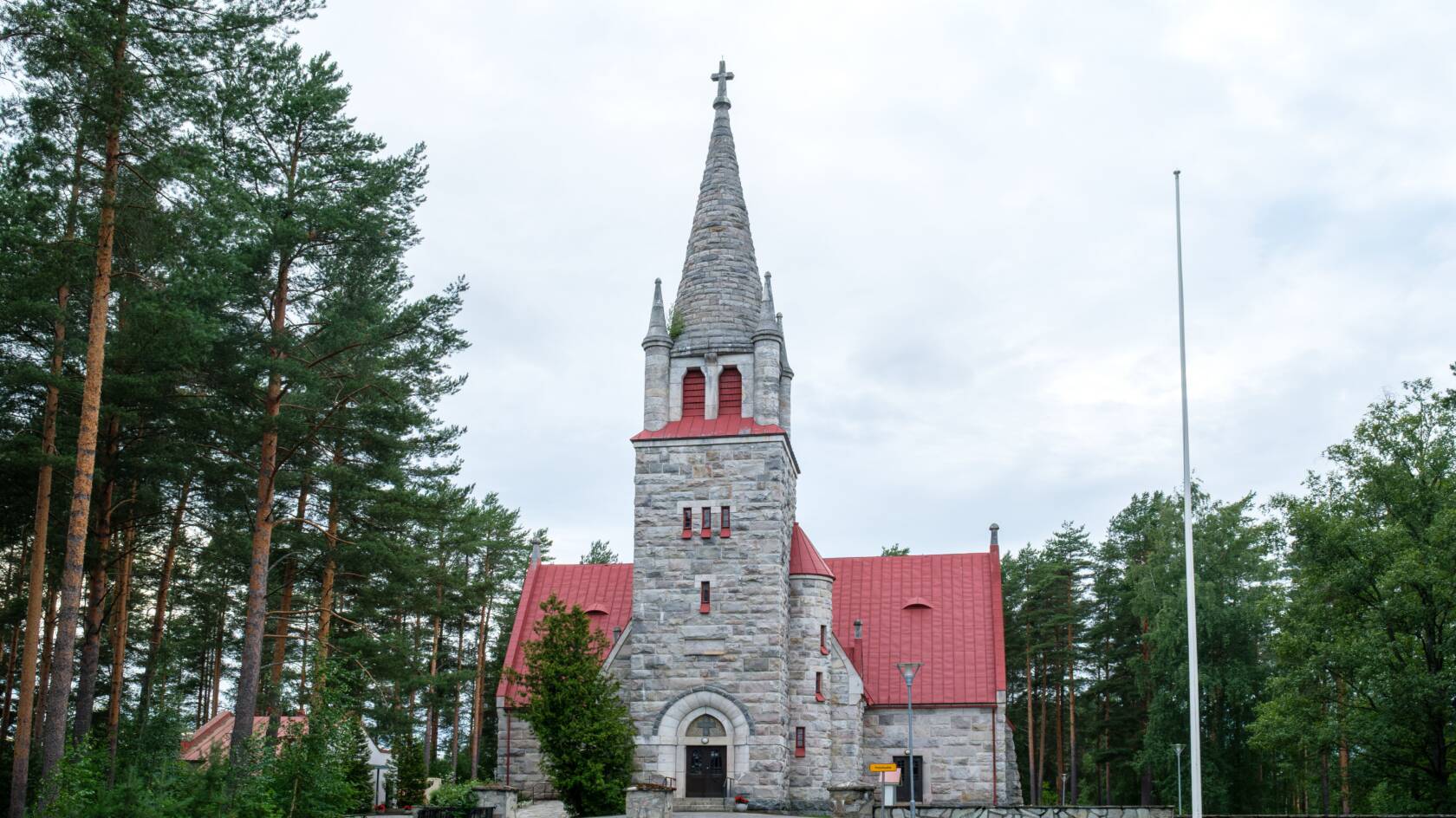 Nilsiän kirkon ulkokuva.