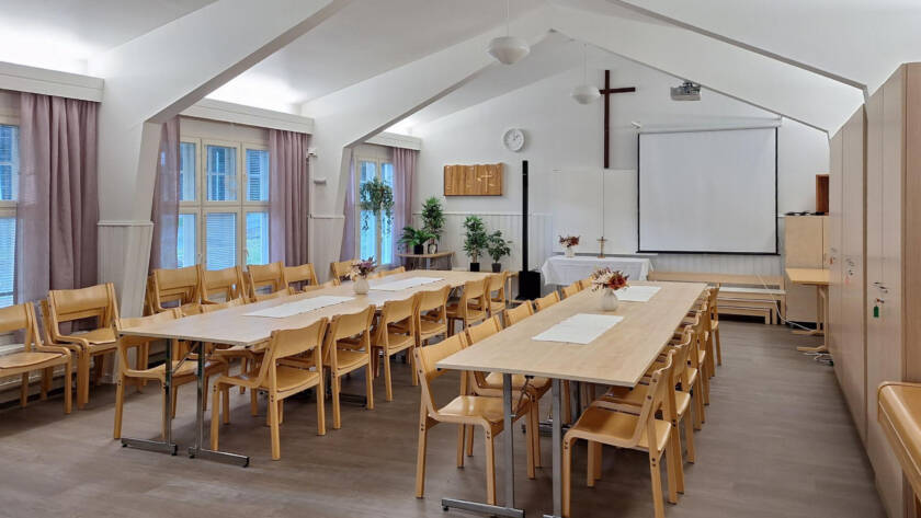 Poukaman kokoontumistila.
